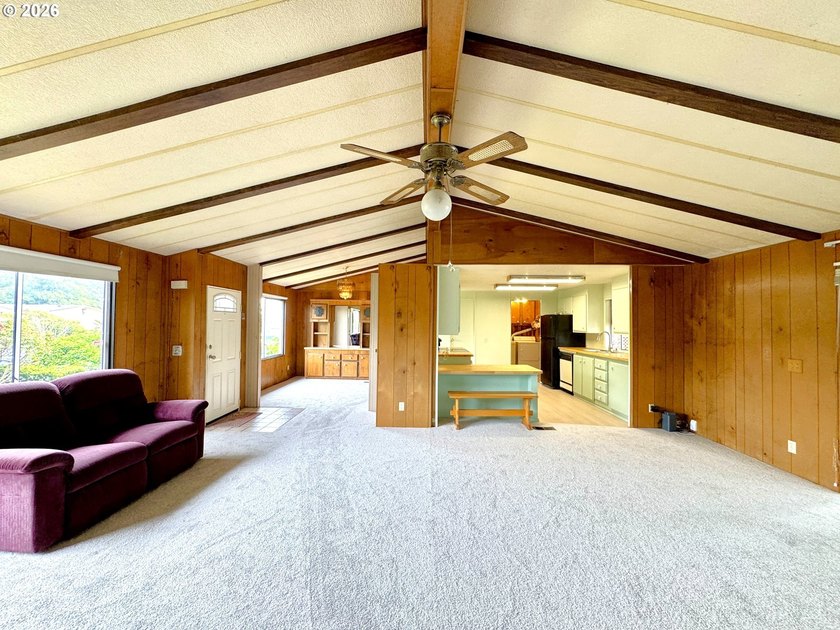 OCEAN PEAK, WALK-TO-THE-BEACH Coastal Retreat on .19 Acres - photo 10