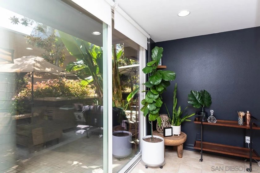 Ideally located just minutes from Petco Park and the vibrant - photo 8