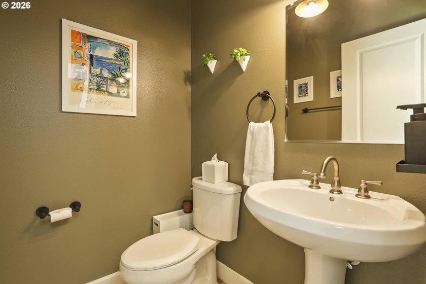 Nestled in the heart of beautiful Cathedral Park in the vibrant - photo 11