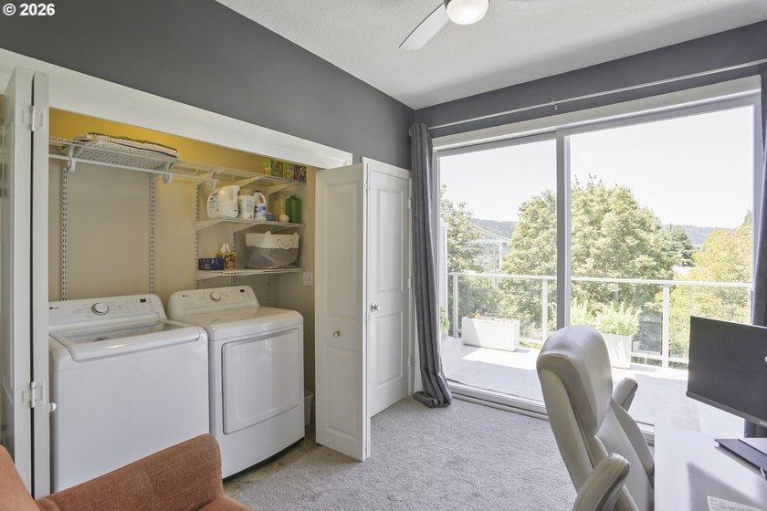 Nestled in the heart of beautiful Cathedral Park in the vibrant - photo 20