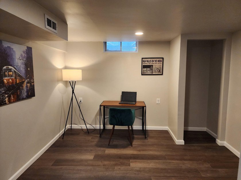 Come see this beautifully updated 3-bedroom, 2.5-bath home - photo 22