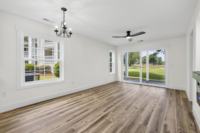 Fully renovated, ground-floor end-unit two-bedroom, two-bathroom - photo 2