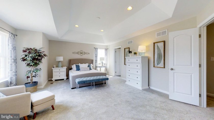 Only FOUR building lots are available in this established - photo 11