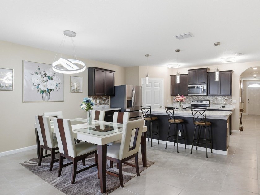 Well-maintained 4-bedroom, 2-bath home in the growing Creekside - photo 7