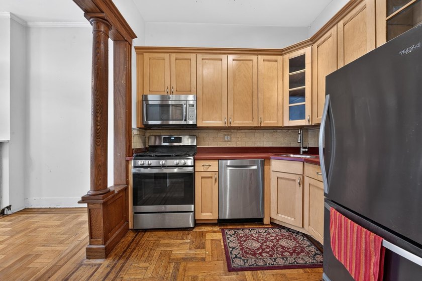 Welcome to 77 Garden Street, Unit 2 - a charming 1-bedroom - photo 4