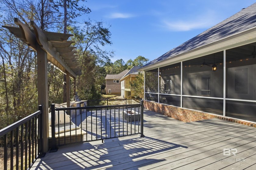 Beautifully updated 4BR/3BA home in the Rock Creek Golf Club - photo 22