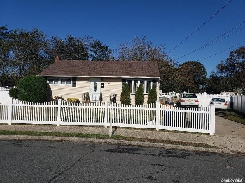 Home on Huge Parcel of Land with a Big Back Yard? Check!, Near - photo 14