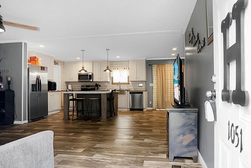 Welcome to this beautiful 4-bedroom, 2-bath home tucked away in - photo 10