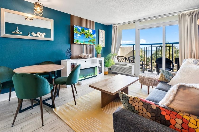 OCEANFRONT TURNKEY INVESTMENT OPPORTUNITY AWAITS! Don't miss - photo 2