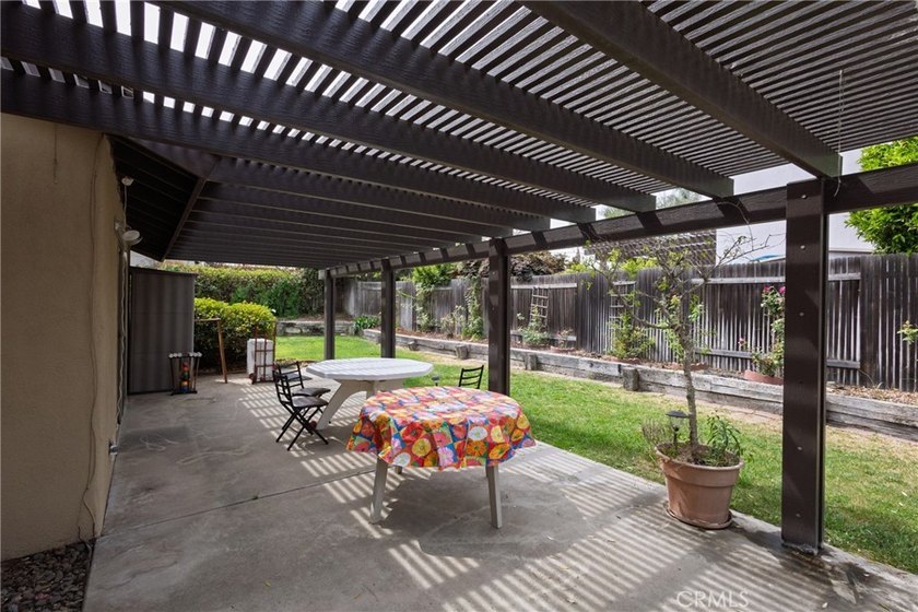 ATTENTION: You won't want to miss this opportunity! Nestled in - photo 41