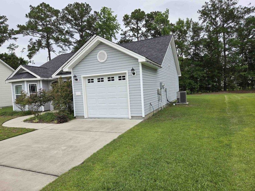 Every inch of this 1255 heated square foot 3 bedroom, 2 bathroom - photo 2