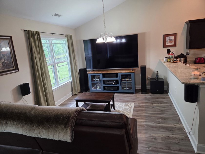Every inch of this 1255 heated square foot 3 bedroom, 2 bathroom - photo 9