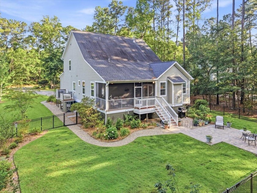 Major Price Improvement! Experience exceptional value in one of - photo 9