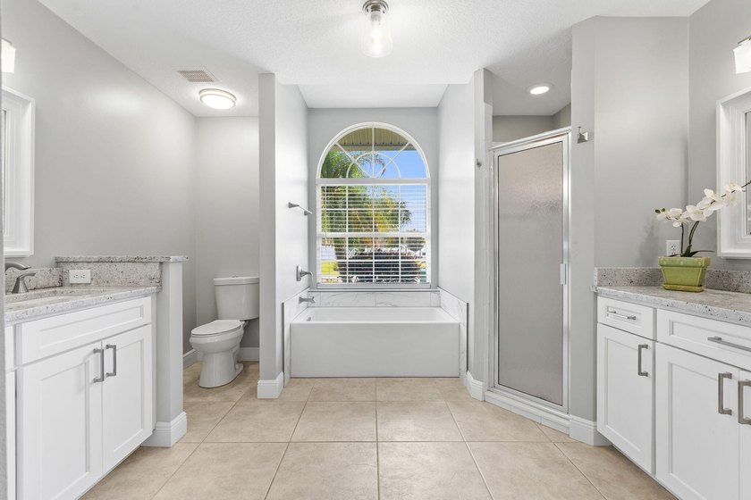 Premier waterfront opportunity in the highly sought-after Queens - photo 26
