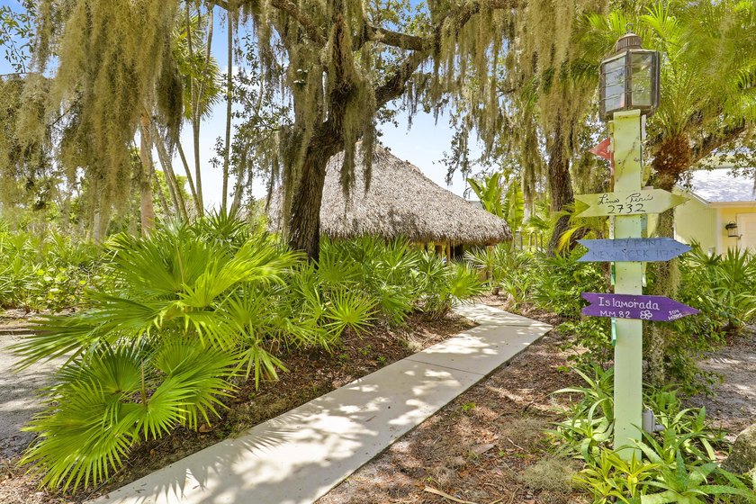 Truly a secret hideaway!! This quaint community of 30 Key West - photo 33