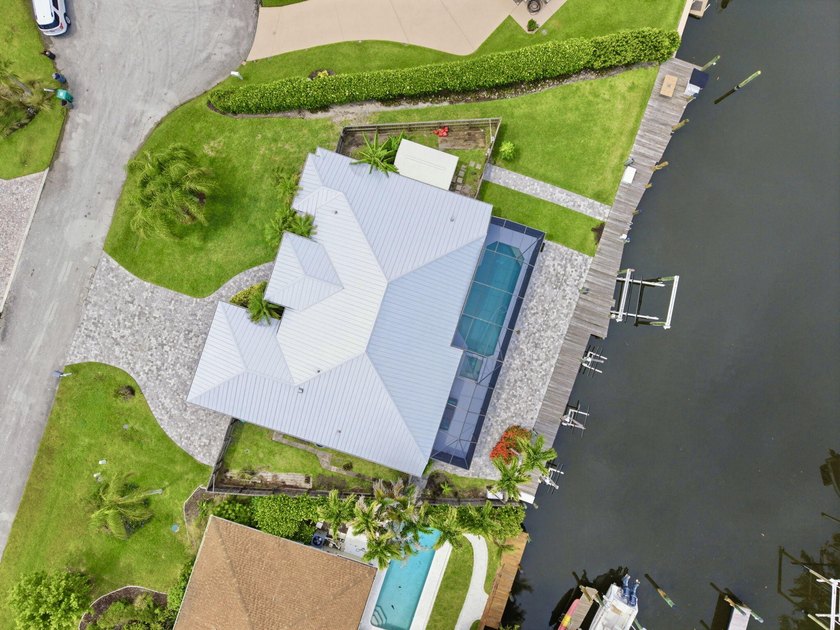 Premier waterfront opportunity in the highly sought-after Queens - photo 50