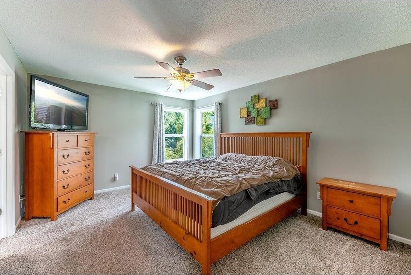 Welcome to this beautifully maintained 5-bedroom home in the - photo 14