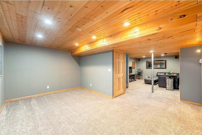 Welcome to this beautifully maintained 5-bedroom home in the - photo 26