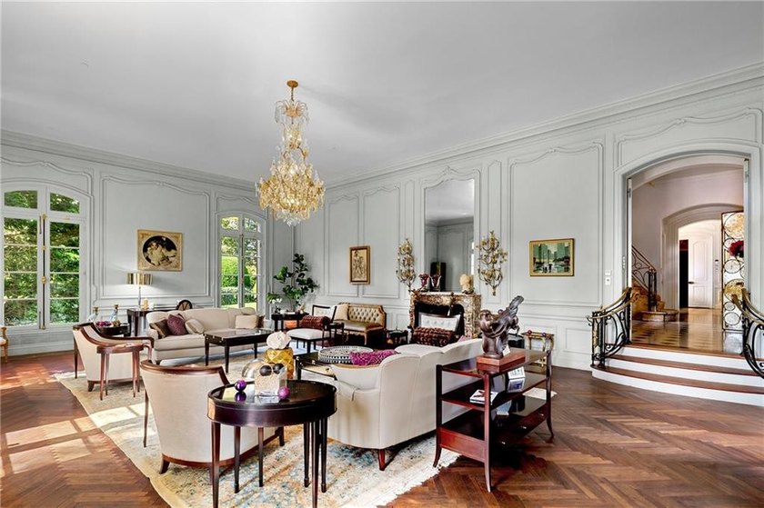 Step into Gilded Age grandeur with this iconic French-style - photo 17