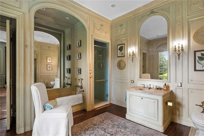 Step into Gilded Age grandeur with this iconic French-style - photo 32
