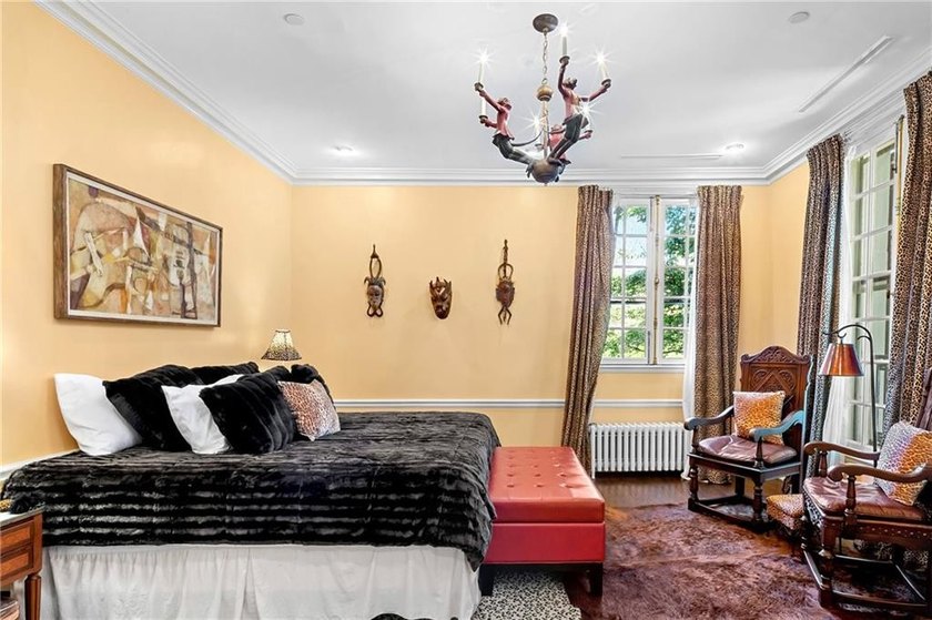 Step into Gilded Age grandeur with this iconic French-style - photo 34