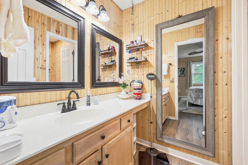 Completely remodeled and move-in ready! This 2-bedroom - photo 7