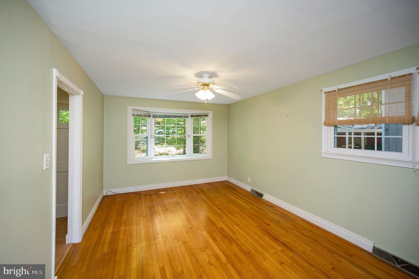 Welcome home to 139 Larkspur Lane, a waterfront retreat on - photo 7