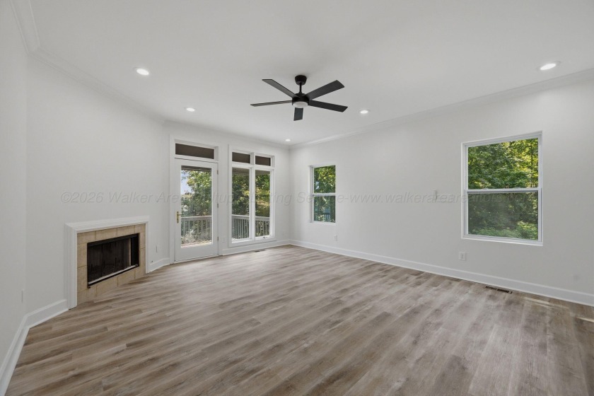 Smith Lake (Rock Creek) A fully renovated lake cottage on a nice - photo 20