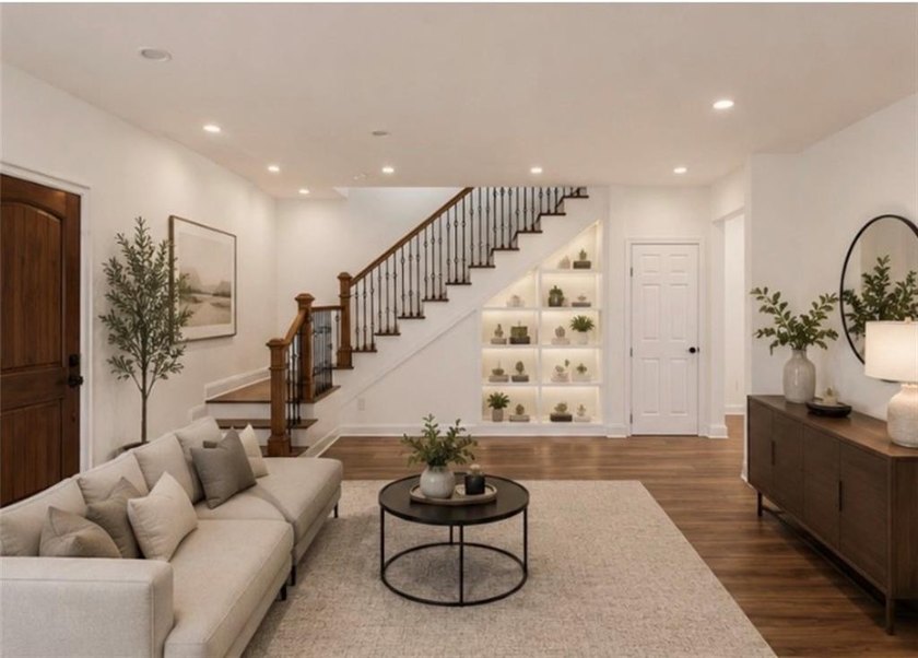 Beautifully remodeled single-family cottage located in Newport's - photo 4