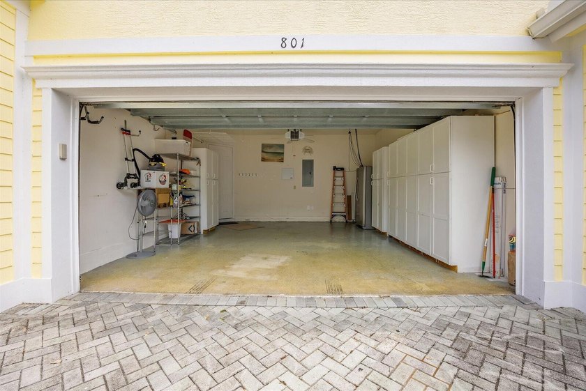 Beautifully updated 3BR/2BA home in the desirable Key - photo 22