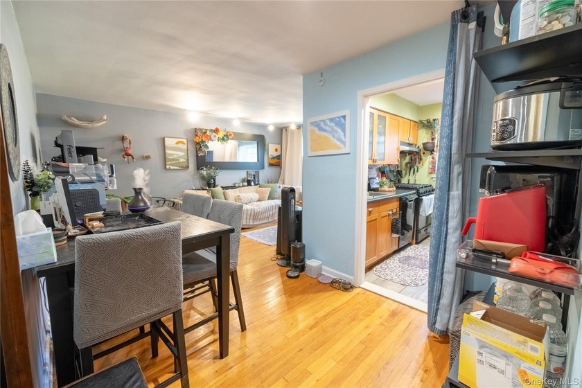 Price Reduction! Amazing Deal! Step into this bright and - photo 4