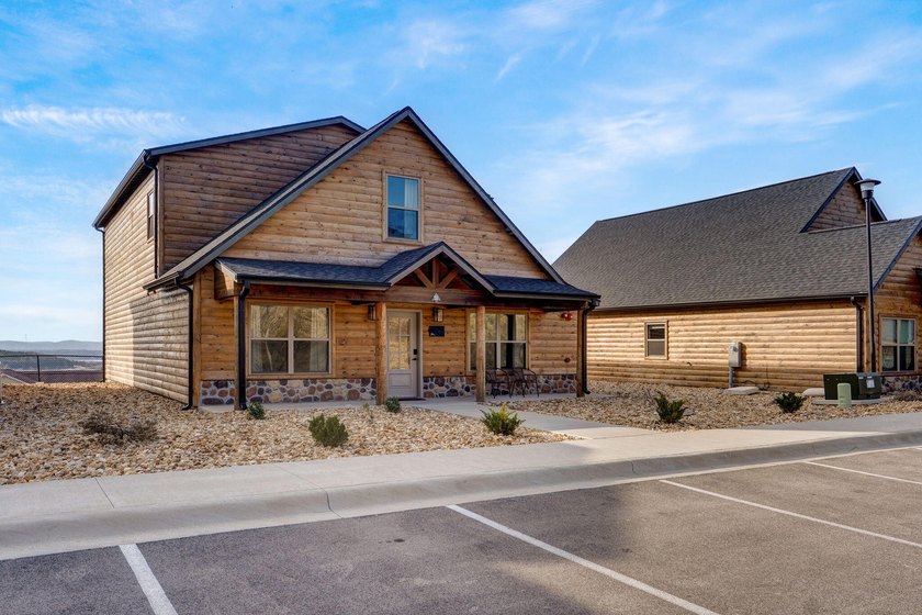 Welcome to 151 Summer Bay Blvd, where rustic Ozark charm meets - photo 2