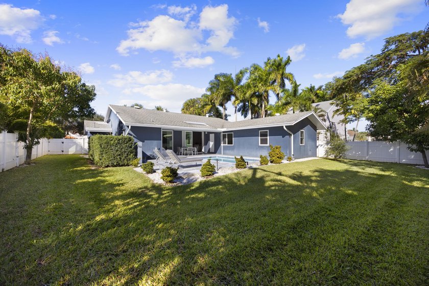 Great investment property tenant in place. Beautifully renovated - photo 46