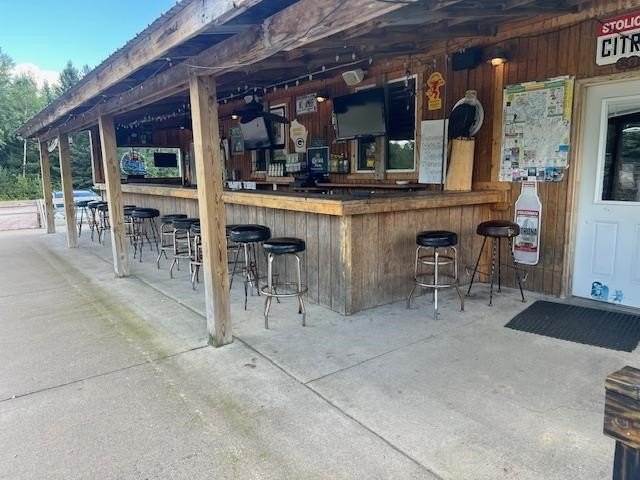 Well established tavern and restaurant located 5 miles West of - photo 6