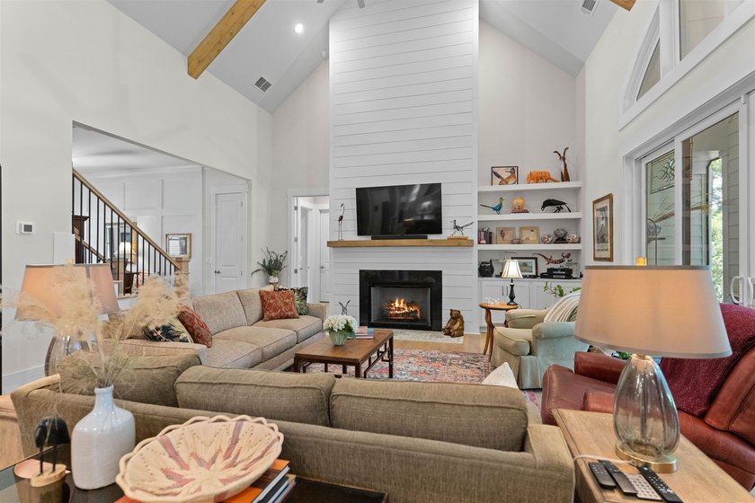 welcome to 2300 club dr, a better than new home on the golf - photo 12