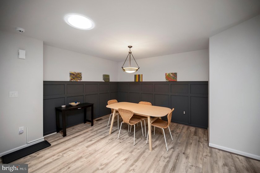 Welcome to 708 Eastover Parkway, where modern design, flexible - photo 9