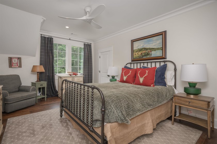 Approximately 7,200 Sq. Ft. | 6 Bedrooms | 5 Full Baths | 2 Half - photo 35