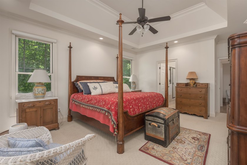 SERENE POND VIEW LIVING IN THE HEART OF REYNOLDS LAKE OCONEE! - photo 19
