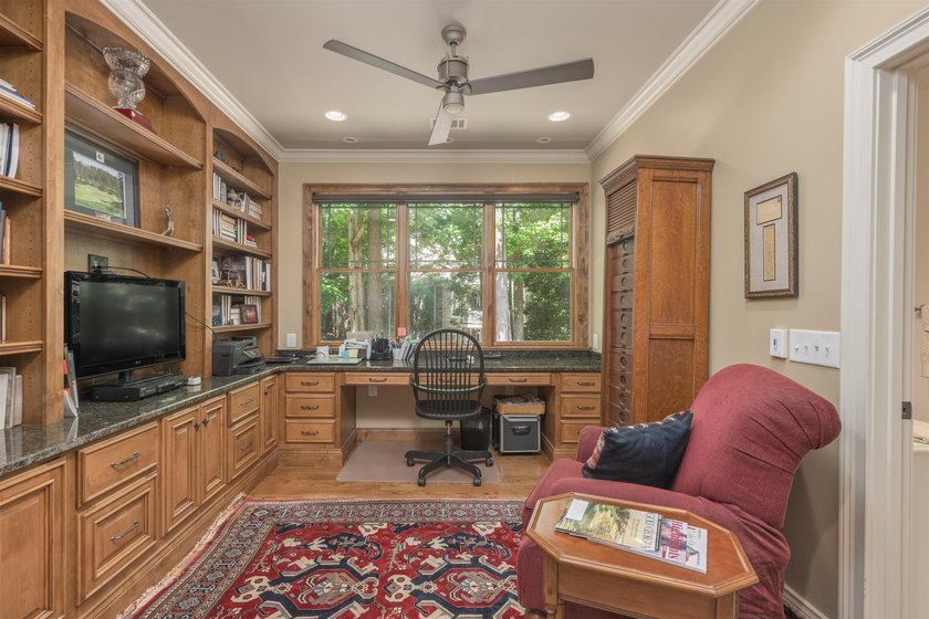 SERENE POND VIEW LIVING IN THE HEART OF REYNOLDS LAKE OCONEE! - photo 26
