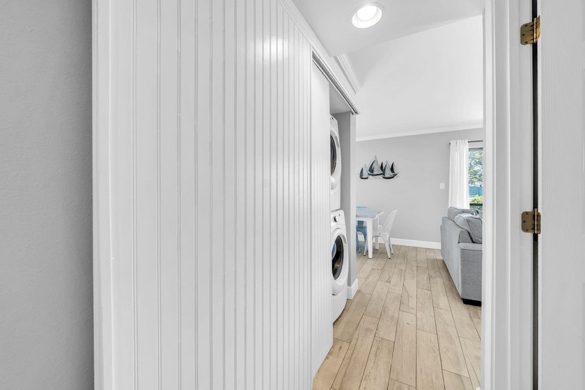 Show-stopper fully renovated ground floor golf villa is a - photo 13