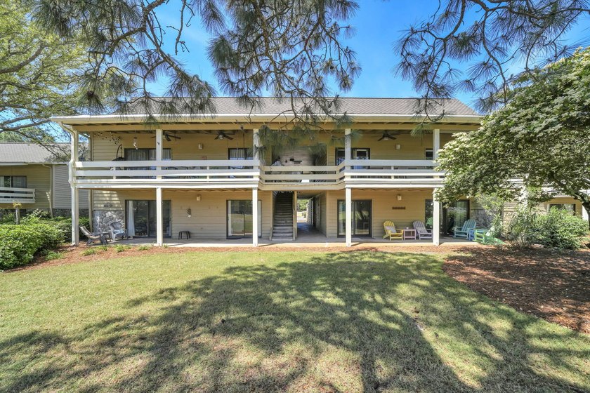 Show-stopper fully renovated ground floor golf villa is a - photo 26