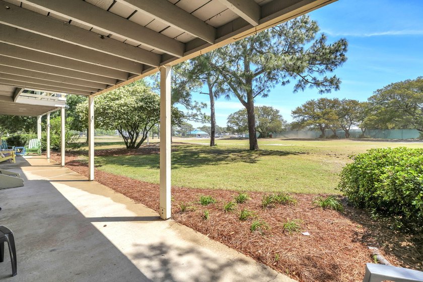 Show-stopper fully renovated ground floor golf villa is a - photo 30