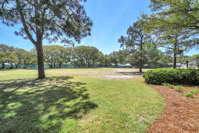 Show-stopper fully renovated ground floor golf villa is a - photo 31