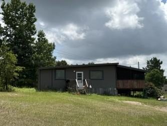 Beautiful 24.5 acre tract offering privacy and convenience just - photo 4