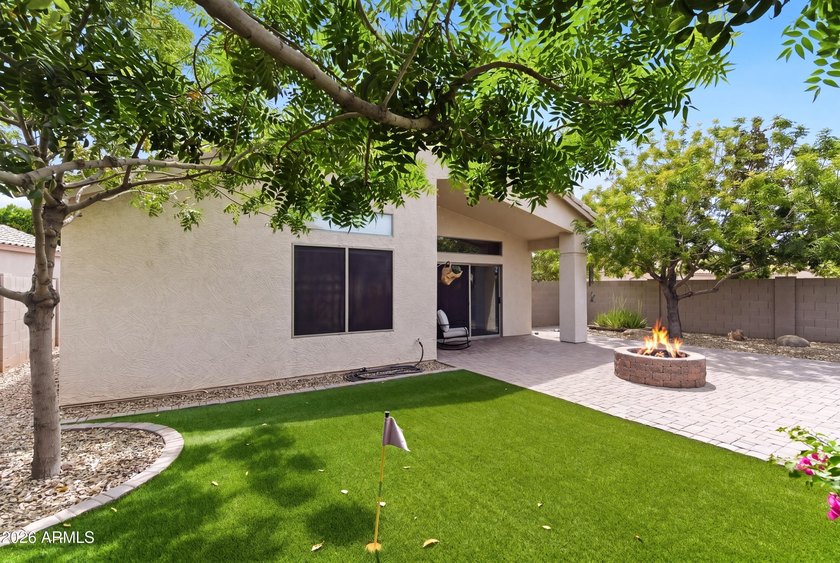 Fantastic remodeled home in the highly desirable Desert Harbor - photo 26