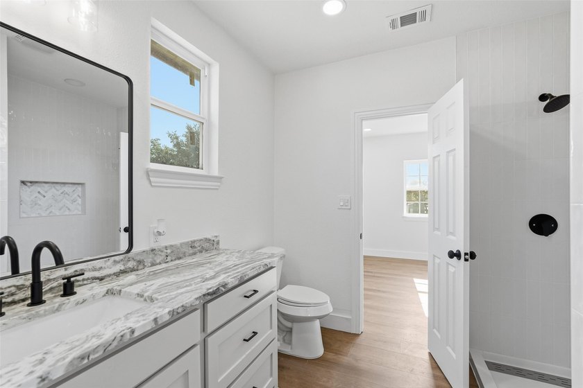 Discover this beautiful 5 bedroom, 4 bath 2 story home located - photo 32