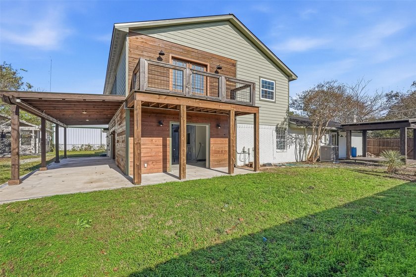 Discover this beautiful 5 bedroom, 4 bath 2 story home located - photo 35