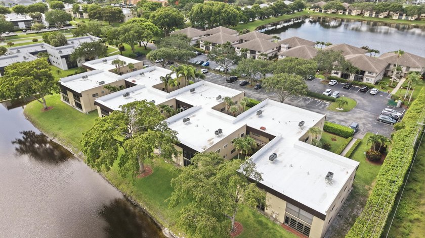 Resort-Style Living in Lakes of Delray - Move-In Ready and - photo 38