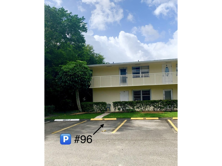 SPECTACULAR QUIET CORNER 2 BEDROOM, 2 *FULL BATHS*, UPDATED UNIT - photo 3
