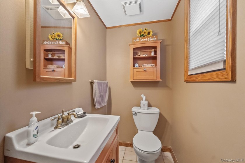Welcome home to the highly sought-after Stephenson Park - photo 9